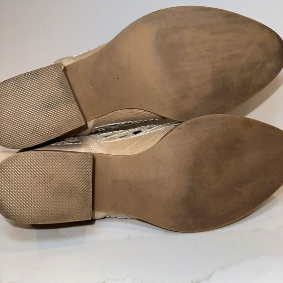 Jeffrey Campbell Cutout Taggart Booties Natural Beige Leather Size 7 - Picture 10 of 11